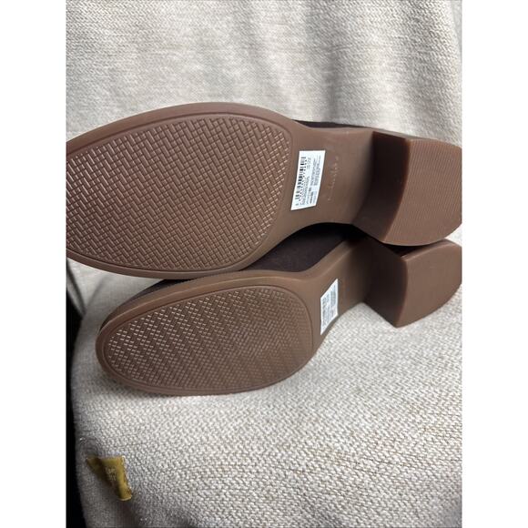 Clarks Women's Lileigh Holly Ankle Boot, Dark Brown Suede 10 M NIB NEW - Picture 7 of 7